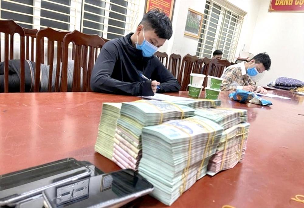 Khám phá các app vay tiền uy tín và lựa chọn các app vay tiền uy tín phù hợp năm 2024