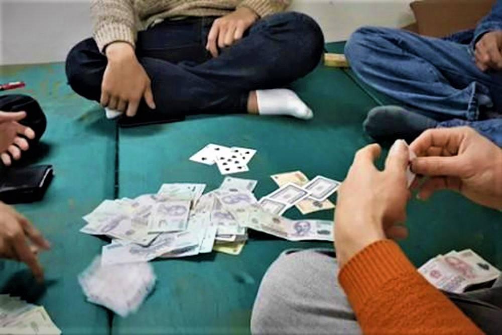 Khám phá truong csdl và tầm quan trọng của truong csdl trong thời đại công nghệ mới